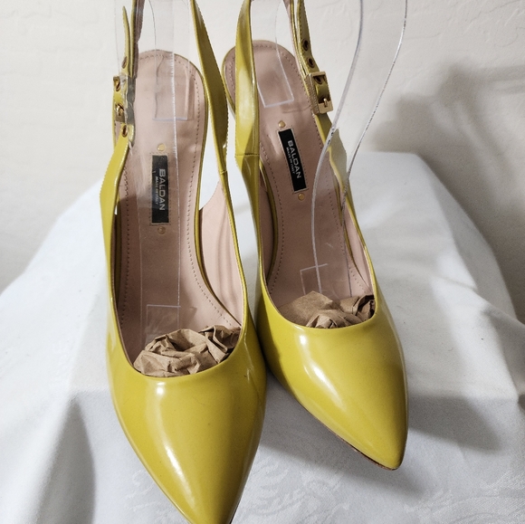 NWOT BALDAN PATENT LEATHER SLING Backs - Picture 4 of 6